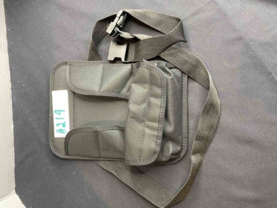 STRAPS UNLIMITED TABLET HOLDER