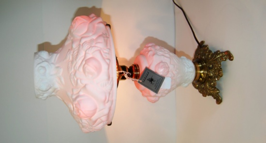 Fenton Puffy Rose White to Red Lamp