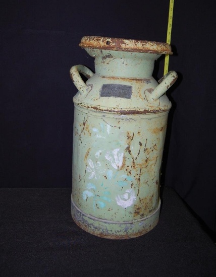 Indian Refining Company Oil Can
