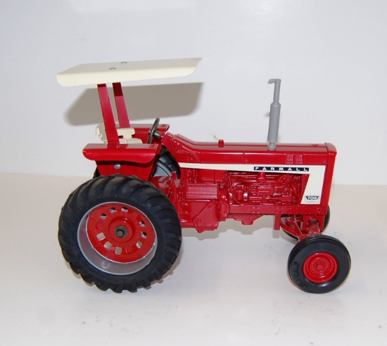 ERTL FARMALL 706 DIESEL WF 1/16