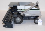 SCALE MODELS DEUTZ-ALLIS GLEANER R6 COMBINE