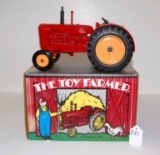 ERTL MASSEY HARRIS 55 DIESEL TOY FARMER 1/16