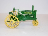 ERTL JOHN DEERE GP MODEL A TRACTOR 1/16