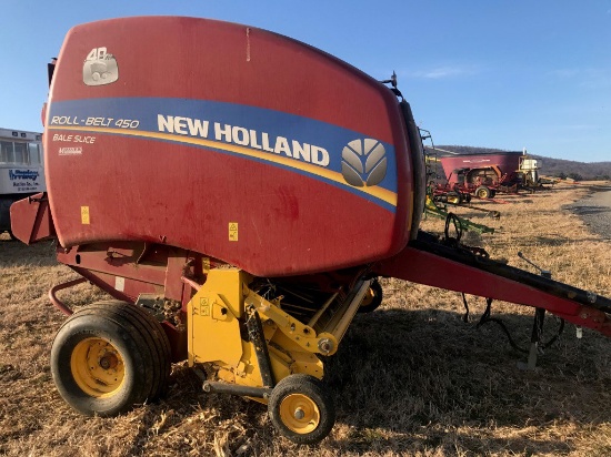 2015 NH 450 Round Baler