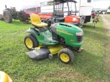 JD L120 Lawn Tractor