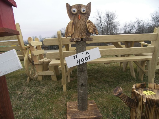 Owl Stand