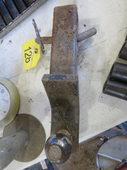 Receiver Hitch w/ 1 7/8inch Ball