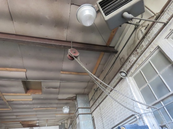 Yale Chain Hoist
