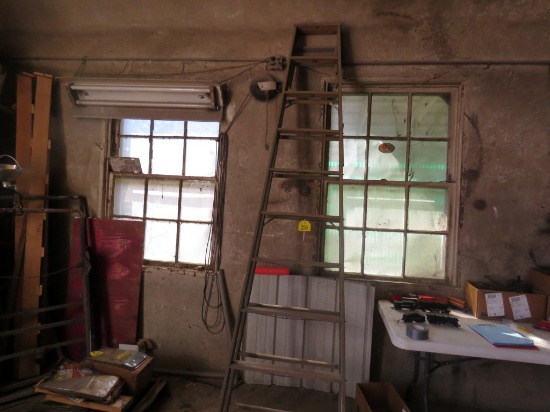 10ft Wooden Step Ladder