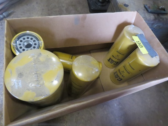 NEW Cat Fuel & Oil Filters