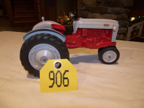 Ford 900 Tractor