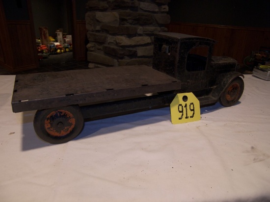 Flatbed Truck