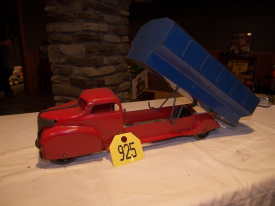 Mar Toys Tin Dump Truck