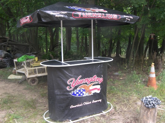 3pc Yuengling Bar w/2 Stools