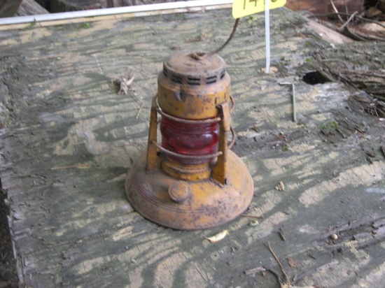 Dietz No 40 Lantern