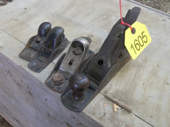 4 Wood Planes