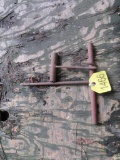2 Hay Hooks