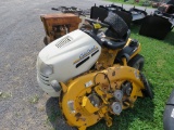 Cub LT 1042 Lawn Tractor w/42inch Deck