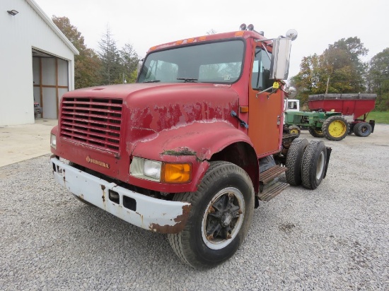 1990 International 4700 Day Cab S/A Truck