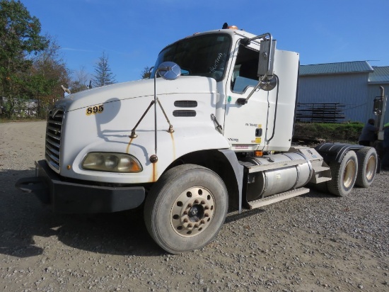 2007 Mack Vision Day Cab