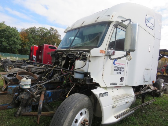 2003 Freightliner Century Classic Road Truck FOR PARTS