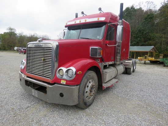 2006 Freightliner Road Truck