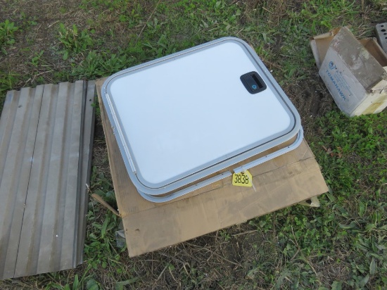 NEW Reifer Trailer Manager Door