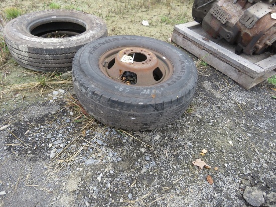 235/80R17 Tire and Rim