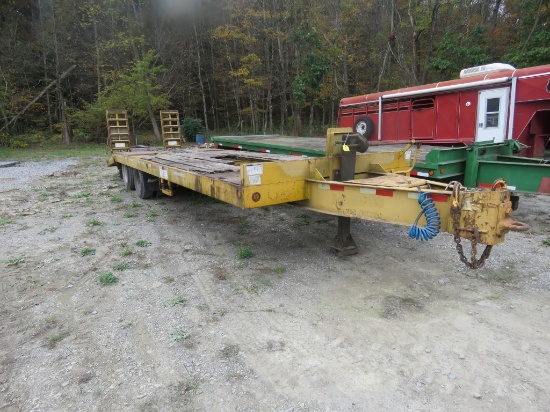 1999 Eager Beaver 26ft Pintle Hitch Trailer