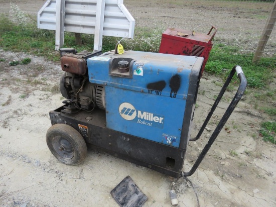 Miller Bobcat 225D Welder