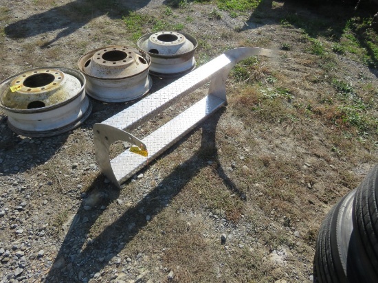 Alum Fuel Tank Step