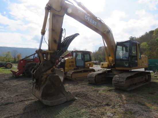 JD 160C LC Excavator