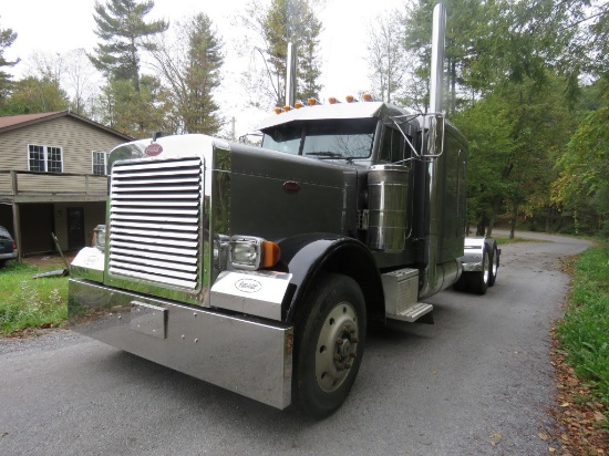 1994 Peterbilt 379 Road Truck
