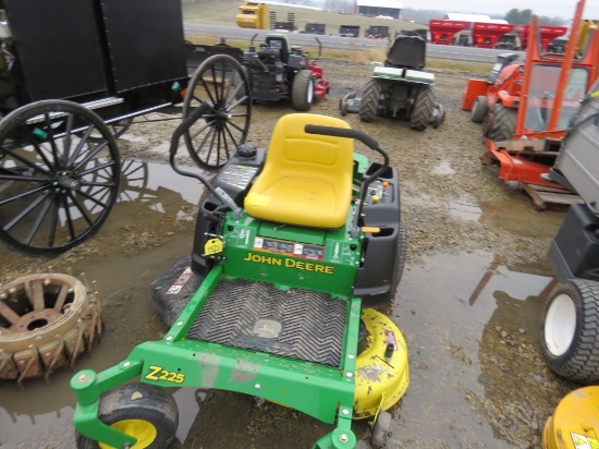 JD Z225 Zero Turn Mower w/42inch Deck