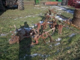 IH 2x Cultivator