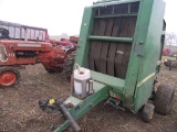 JD 430 Round Baler