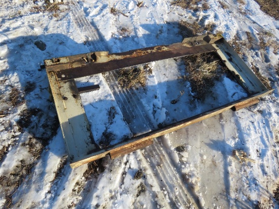 Adaptor Plate from JD Corn Head to CASE IH Combine