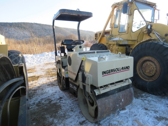 Ingersoll Rand DD-22 Vibrating Roller