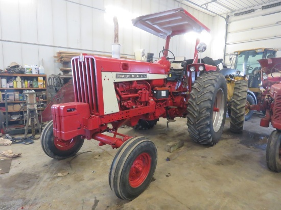 Int 806 Tractor