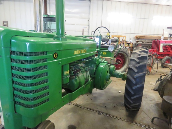JD G Tractor