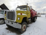 1976 Ford 9000 Truck w/Chandlier 20ft Litter Box