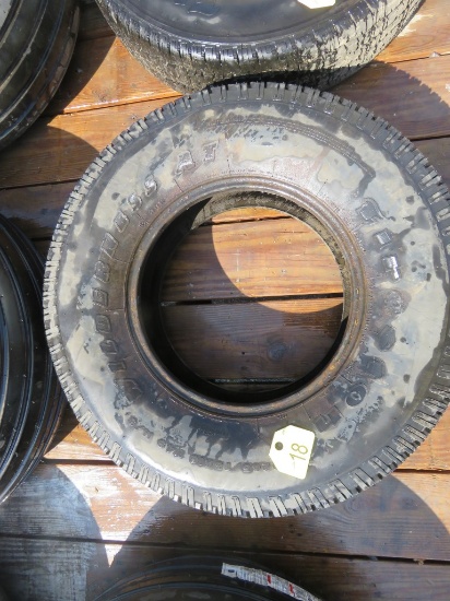 265/75R16 Tire