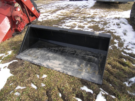 QT 66inch Bucket