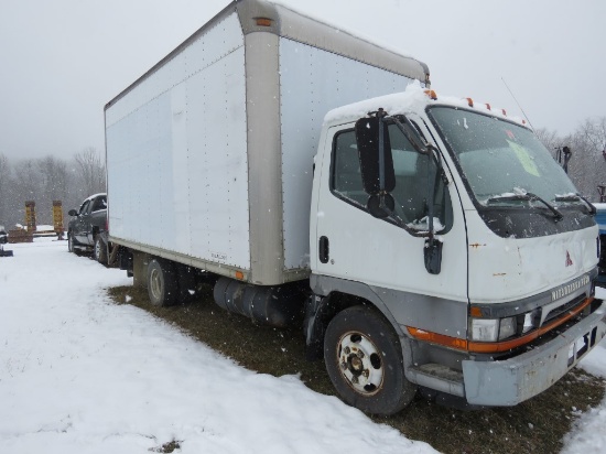 2001 Mitsubishi Truck