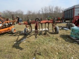 C/IH 5700 10 Tooth Chisel Plow