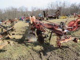 IH 720 5btm Auto Reset Plows
