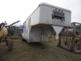 2002 Shoop 3 Slant Horse Trailer w/Tack Room