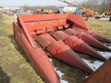 IH 844 4x 4RN Corn Head