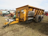 Kuhn Knight 8124 Twin Slinger T/A Side Slinger Manure Spreader