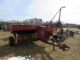 NH 276 Hayliner Baler w/Thrower